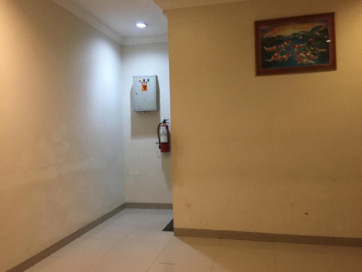 Reddoorz Plus @ Hotel Alden Makassar Luaran gambar